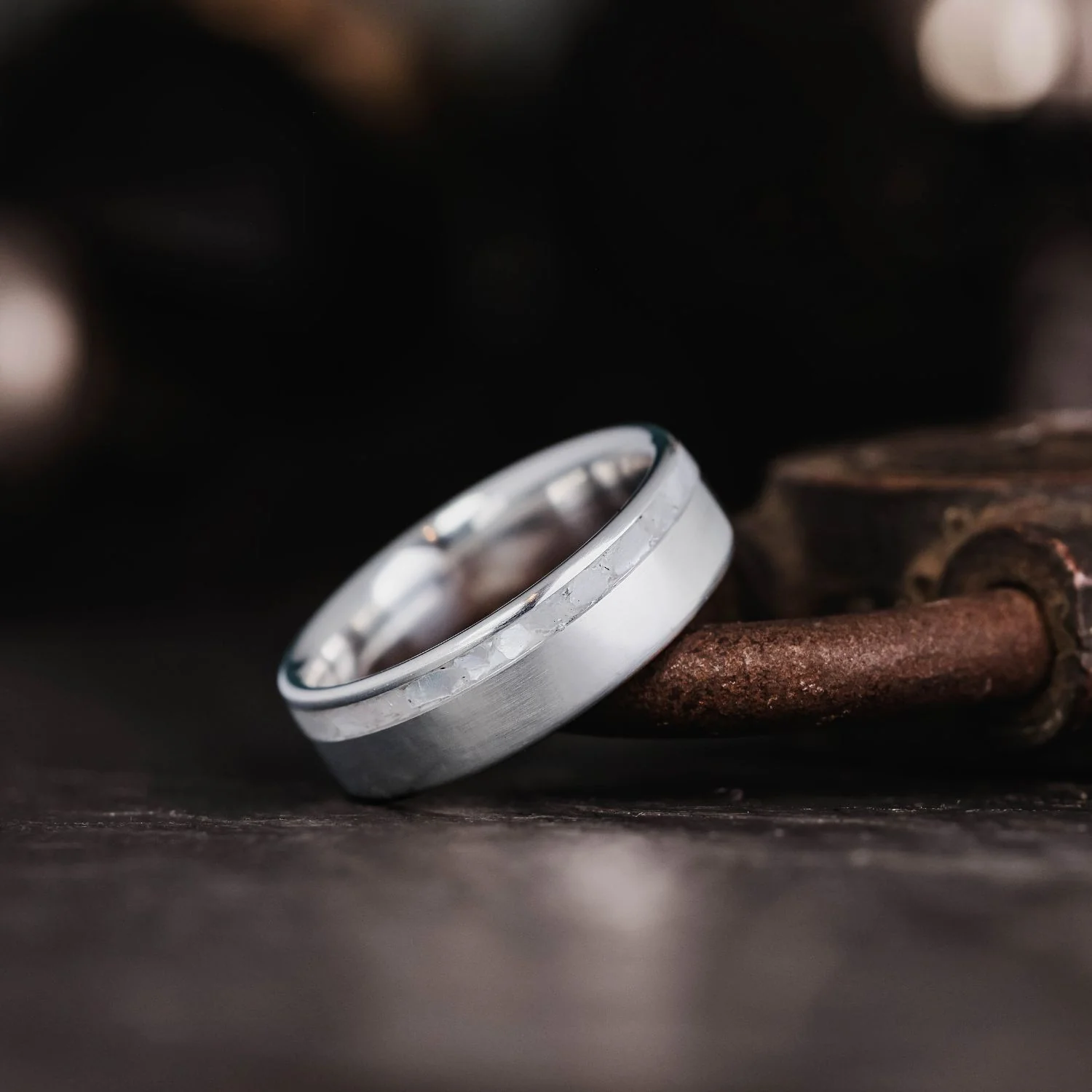 The Dune & Galia - Mother of Pearl & Silver Wedding Band Set - Image 4